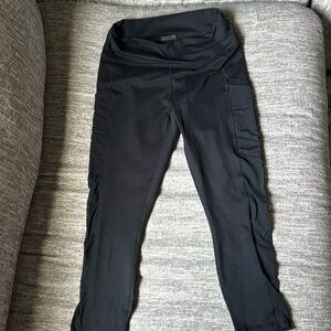 Fabletics powerhold capri workout pants